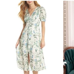 BRAND NEW Gal Meets Glam Collection Dress